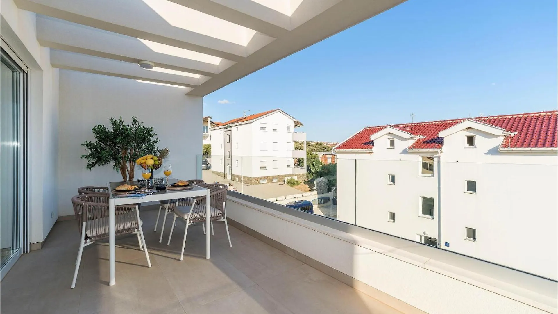 Cozy Apartment In Mandre With Wifi 0*,