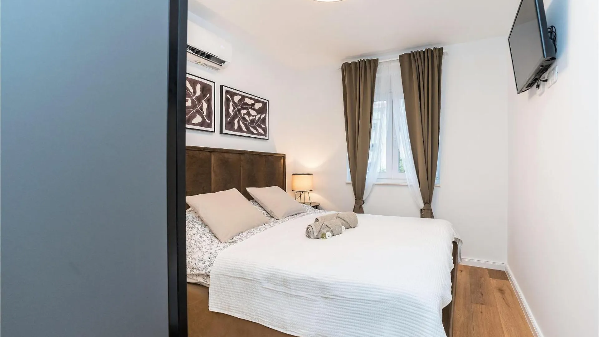 Cozy Apartment In Mandre With Wifi